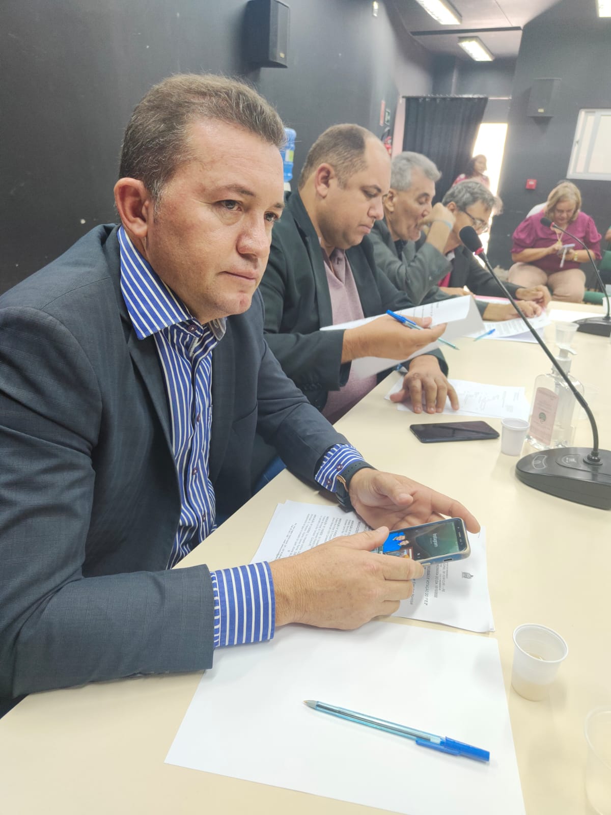 Vereadores elaboram carta compromisso para construção da Adutora de Negreiros para candidatas ao governo Raquel Lyra e Marília Arraes