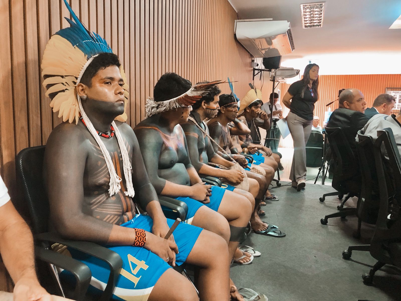 Índios da maior aldeia de Pernambuco participam de reunião ordinária na Câmara de Ouricuri