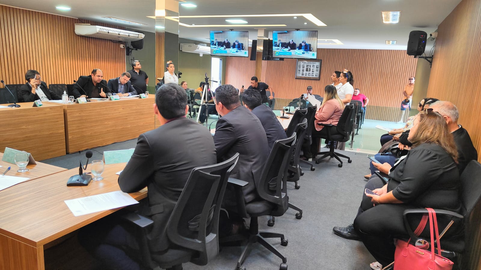 Câmara de Ouricuri aprova moção de pesar pela morte do delegado da polícia civil Robson Américo