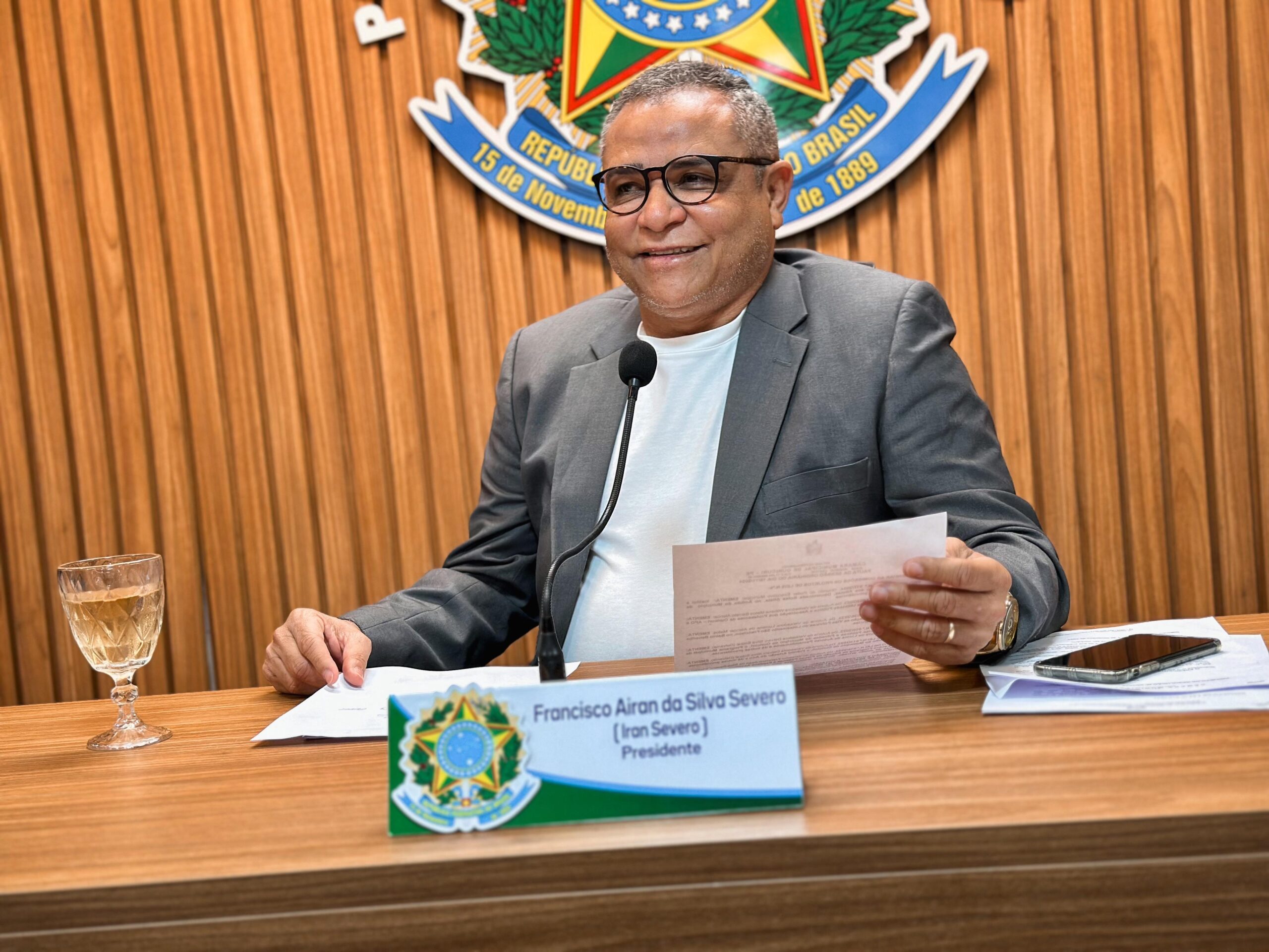 Projeto de Iran Severo Visa Proteger Praças Públicas de Ouricuri