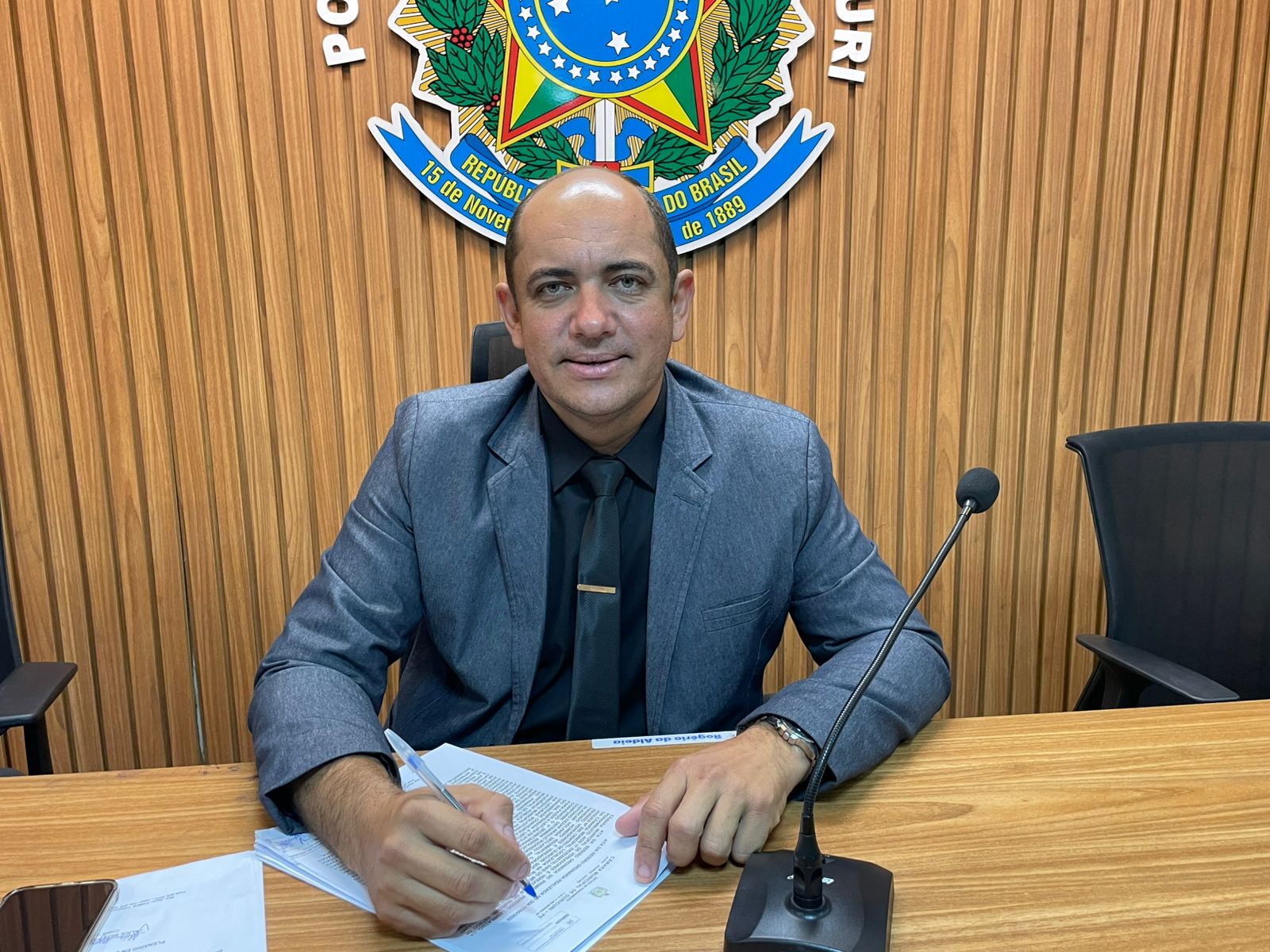 Rogerio da Aldeia solicitou a Criar um projeto de Lei da logo marca do Conselho Tutelar de Ouricuri